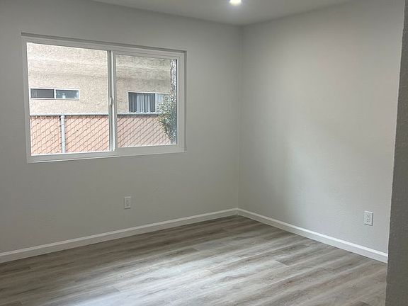 5th image of 12705 Laurel St APT 2