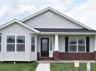 3925 Red Bird Ln, Swansea, IL 62226