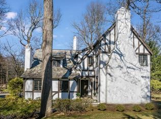 69 Stewart Rd, Essex Fells, NJ 07021