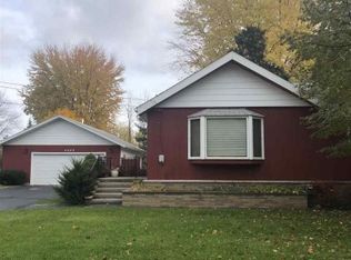 4609 Greenfield Dr, Bay City, MI