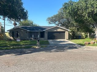 5125 Diver Duck Ct, Corpus Christi, TX 78413