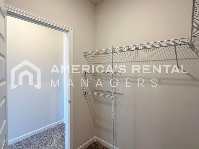 171 Keller Dr — Photo 35