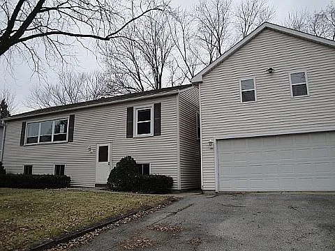 187 Fairway Rd photo 1