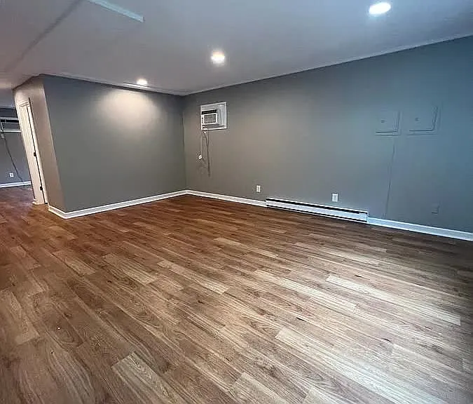 Valley Heights Apartments — Photo 3