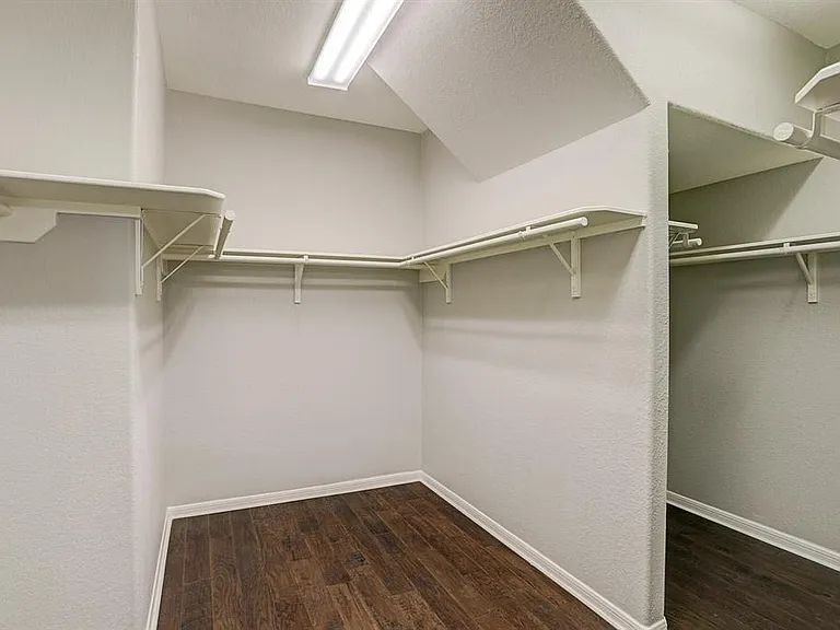 2626 Canyon Falls Dr — Photo 11