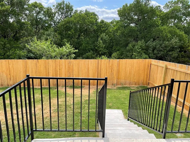 10717 Steinbeck Dr — Photo 19