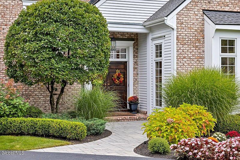 2nd image of 12 Sage Estate