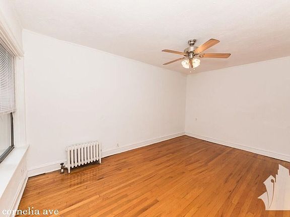 3rd image of 629 W Cornelia Ave #1723
