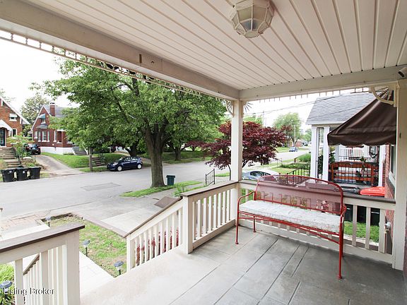 4th image of 909 Keswick Blvd