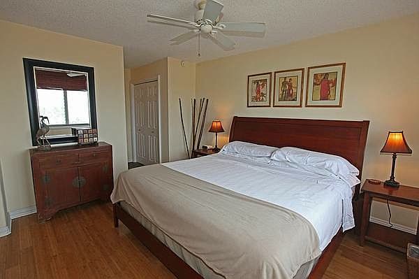 1st image of 1492 Pacific Ave