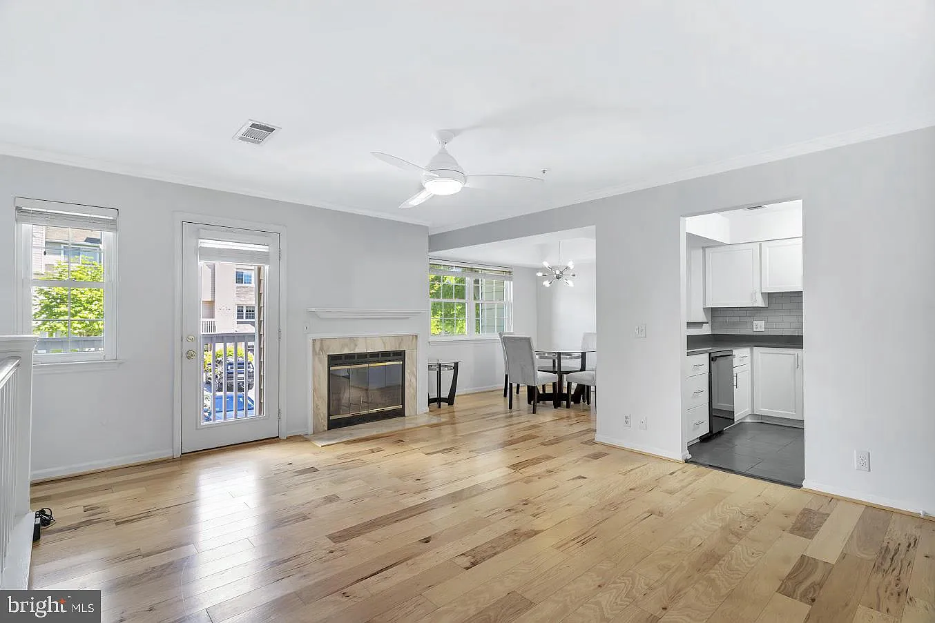 5716 Chapman Mill Dr — Photo 2