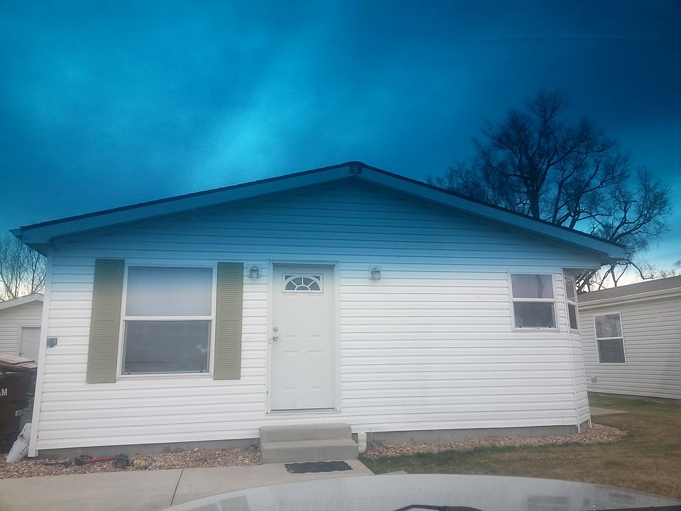 1st image of 2990 W C St #5
