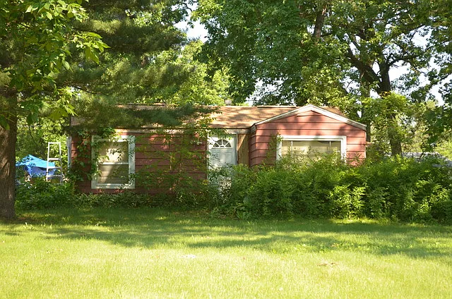 22910 Lahon Rd photo 1