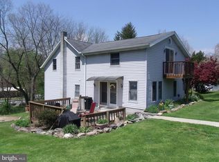 8 Circle Dr, Wrightsville, PA 17368