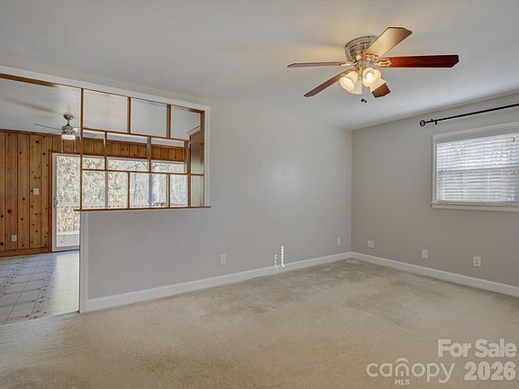 4th image of 1933 Brookdale Ave