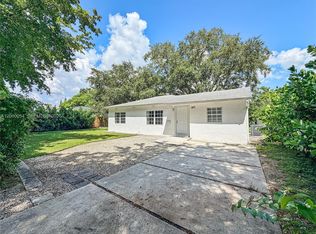 1471 NE 132nd Rd, North Miami, FL 33161