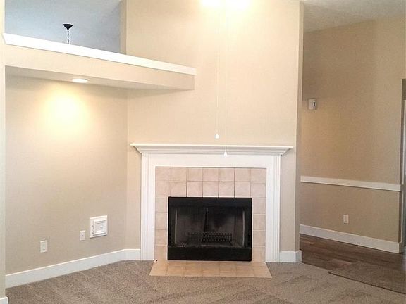 2nd image of 17415 Chamberlain Dr