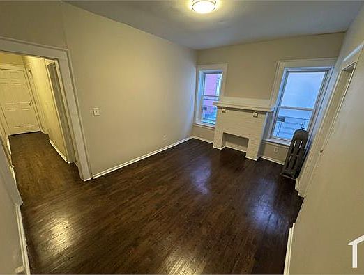 2nd image of 220 Roseville Ave APT 207