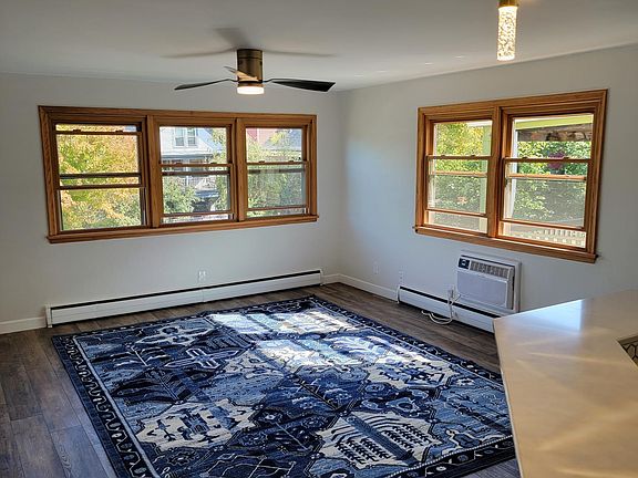 2nd image of 3140 Pleasant Ave #6