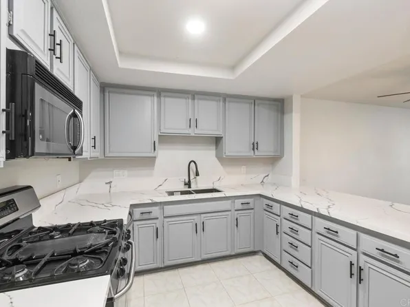 304 Travelodge Dr, El Cajon, CA 92020