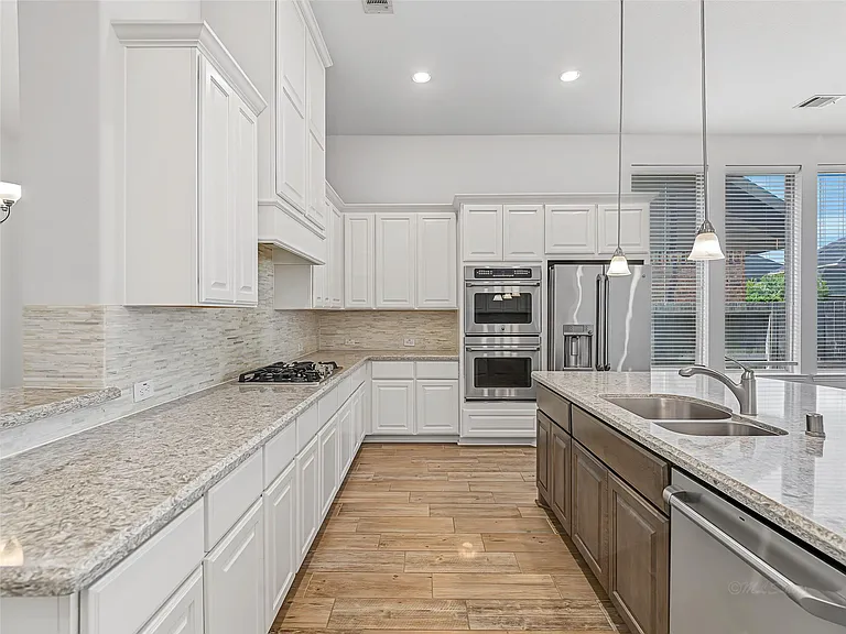 27215 Symphony Creek Ln — Photo 17