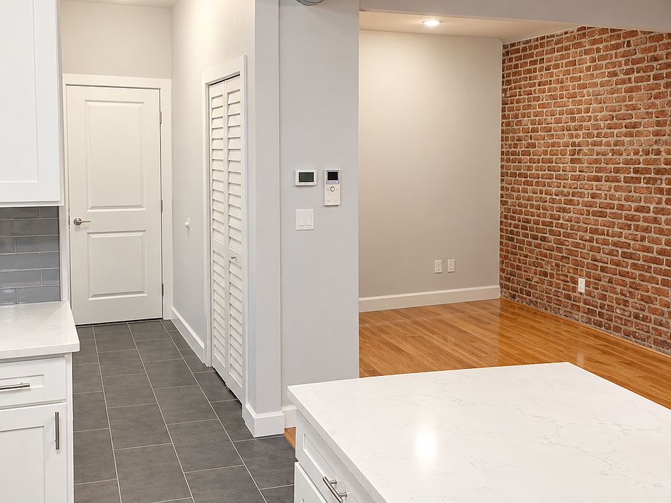 2nd image of 6564 Myrtle Ave Floor 3