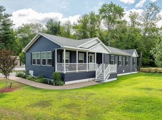 27 Eagle Dr, Rochester, NH 03868