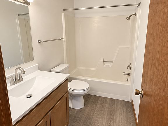2nd image of 3216 Neola St #1