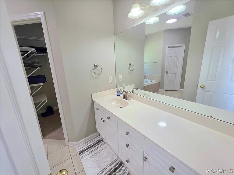 607 Forest Trl — Photo 21