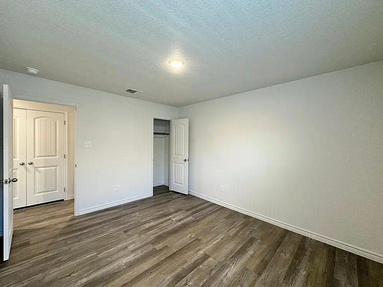 117A Dolphin Dr — Photo 16