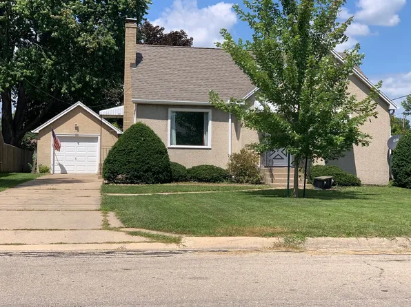 523 Garfield Ave, La Salle, IL 61301