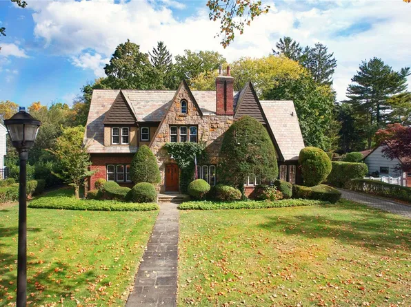 5 John Street, Garden City, NY 11530