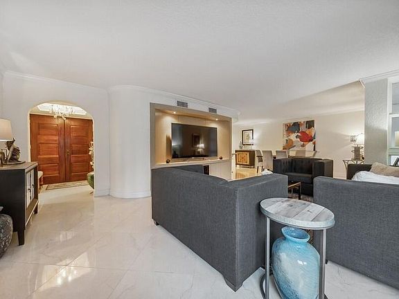 4th image of 2200 S Ocean Boulevard #106