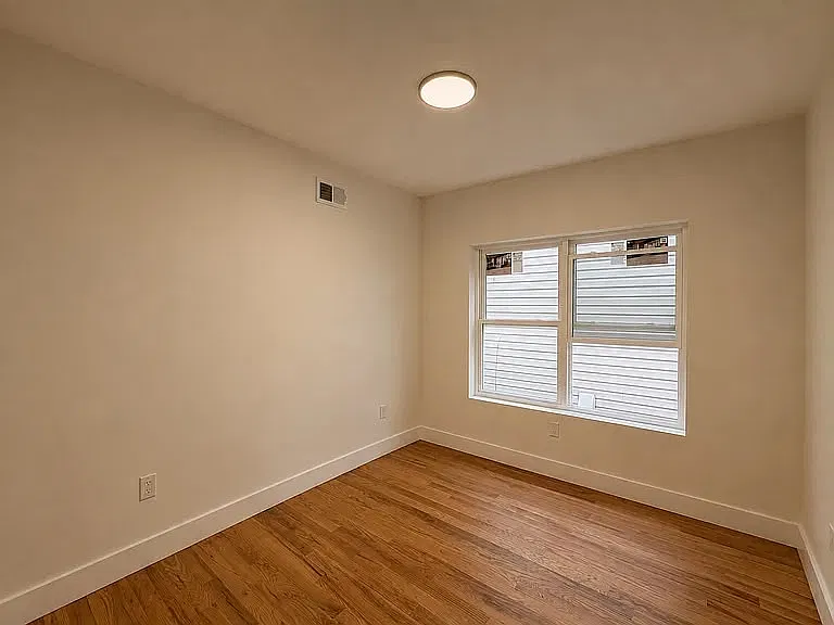 3 bed, $2,600 — Photo 3
