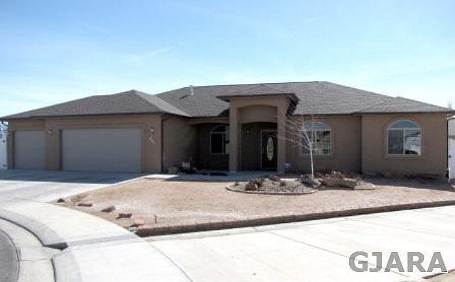 1st image of 406 Johnevan Ct