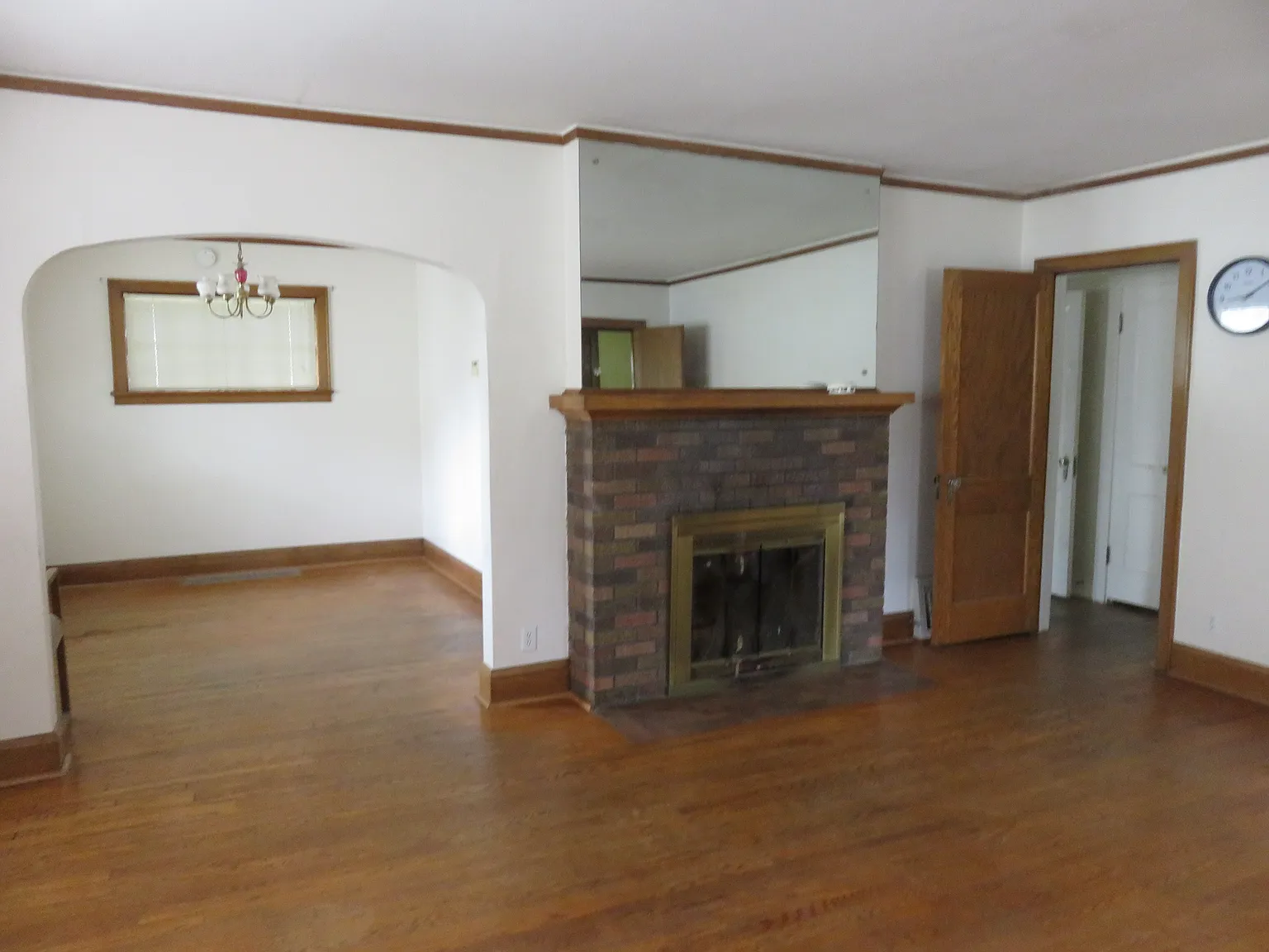 3 bed, 2583 sqft, $1,400 — Photo 1