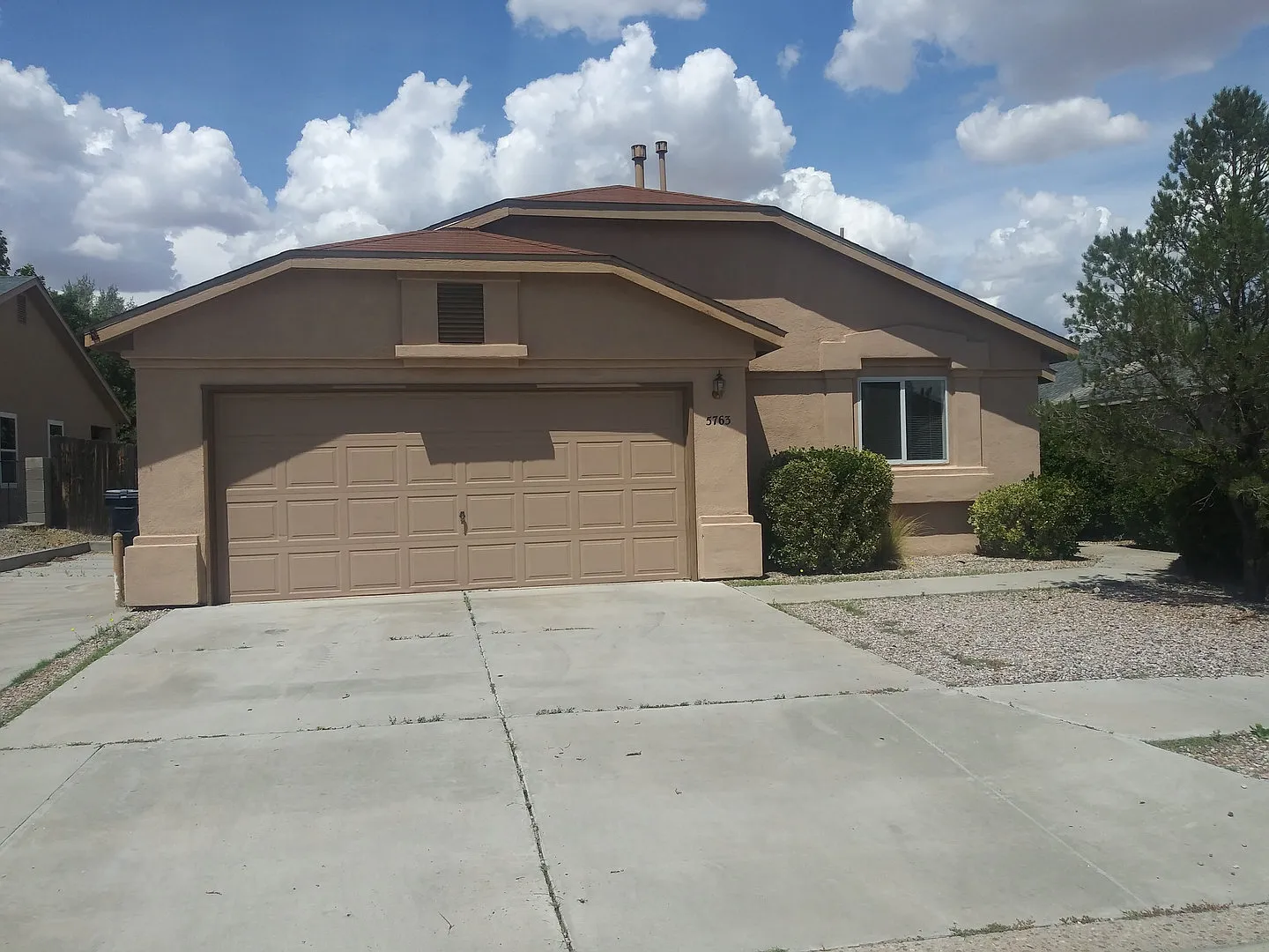 5763 Carmen Rd NW — Photo 2