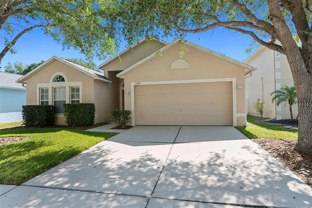 3 bed, 2.0 bath, 1874 sqft, $2,250 — Photo 1