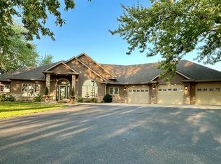 18602 700th Ave, Albert Lea, MN 56007