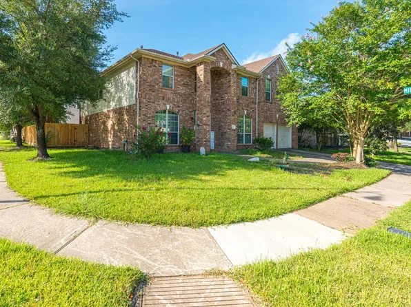 8303 Hayden Cove Dr, Tomball, TX 77375