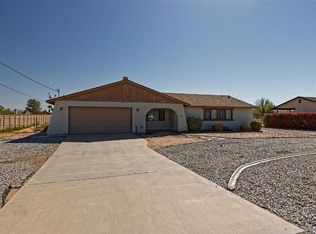 10767 Redlands Ave, Hesperia, CA 92345