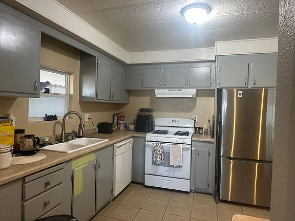 4th image of 20843 Waalew Rd #B205