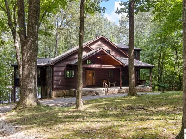 95 Woodmont Dr, Cadiz, KY 42211