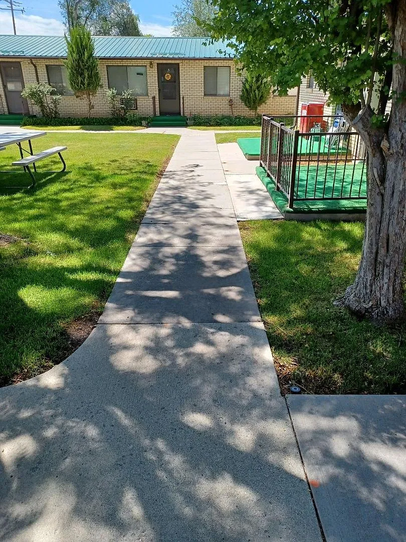 South Downey Apartments — Photo 3