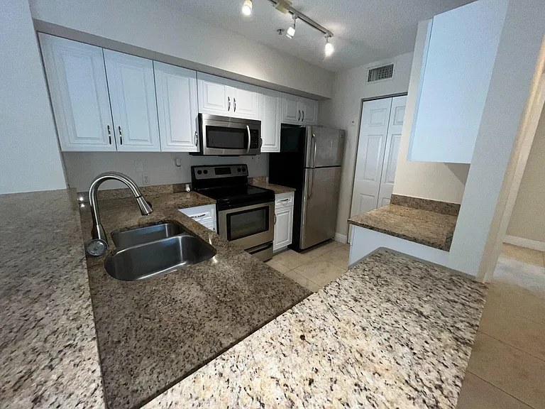 7832 Sonoma Springs Cir #201 — Photo 2