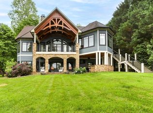 2373 Herman Drake Rd, Young Harris, GA 30582