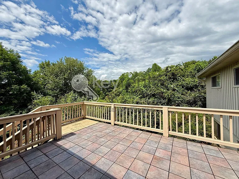 1406 Highland Way — Photo 12