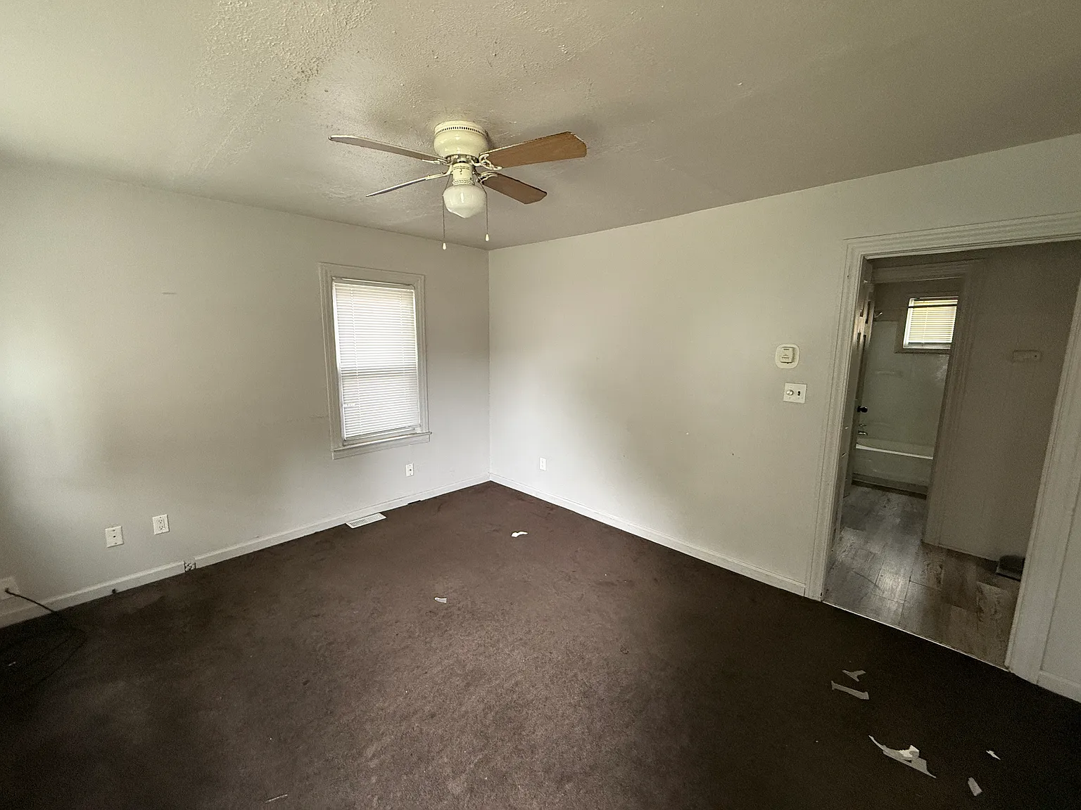 2 bed, 700 sqft, $1,100 — Photo 4