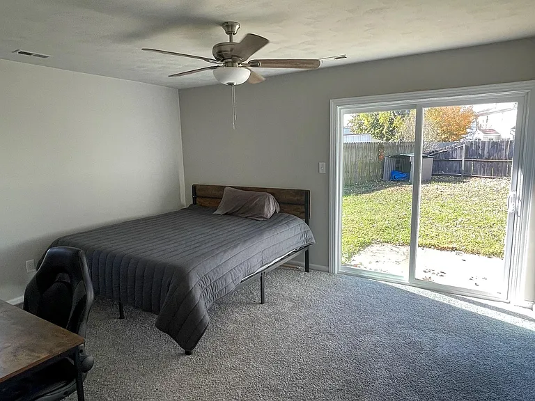 1705 Cacapon Ct — Photo 41