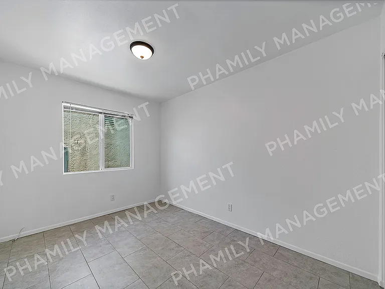 621 N Benton Way #6 — Photo 11